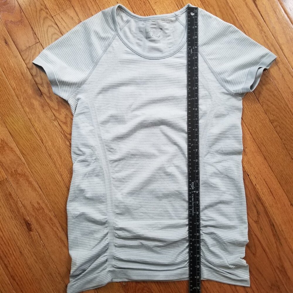 Athleta athletic top M
